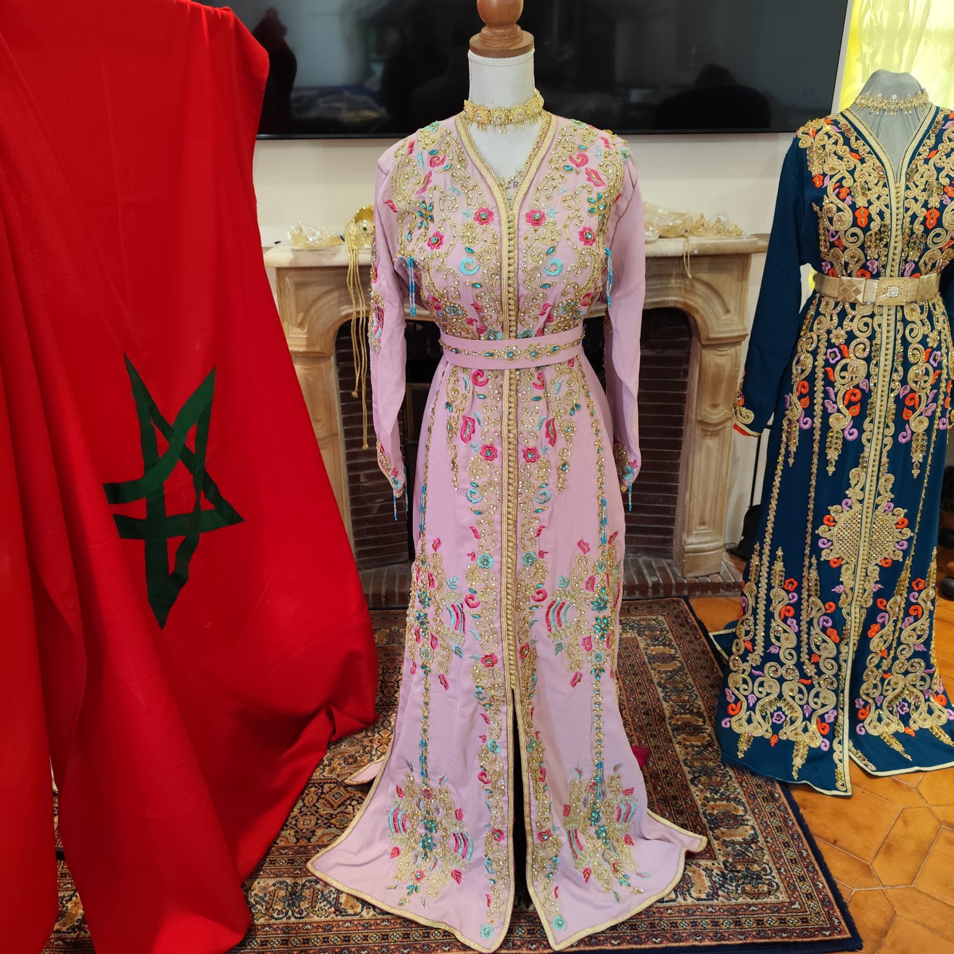 caftan marocain neuf doublé avec ceinture