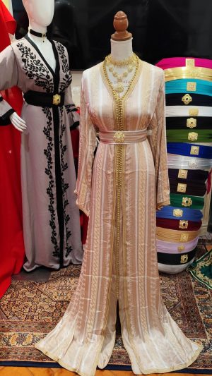 caftan marocain neuf avec ceinture