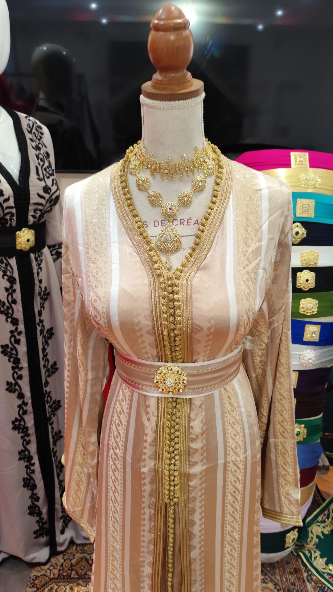 caftan marocain neuf avec ceinture – Image 7
