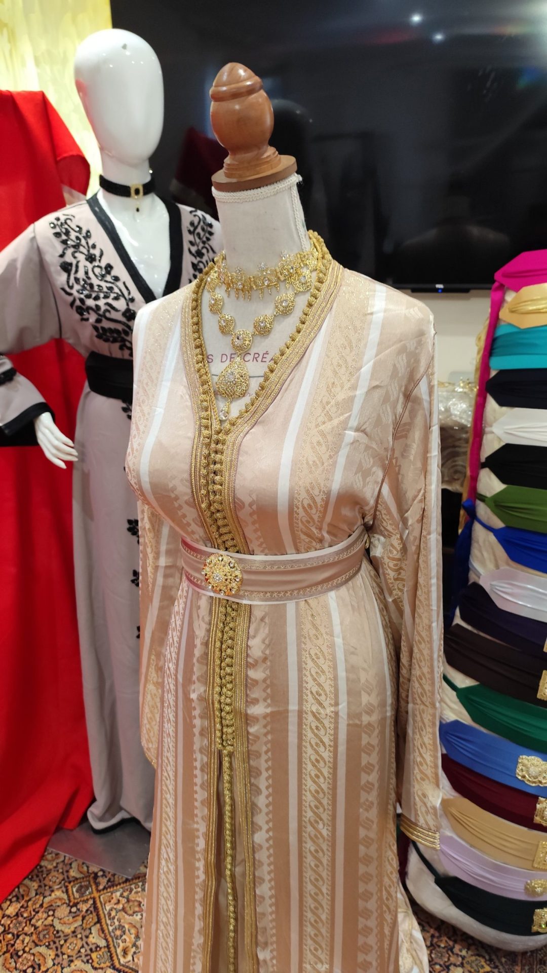 caftan marocain neuf avec ceinture – Image 11