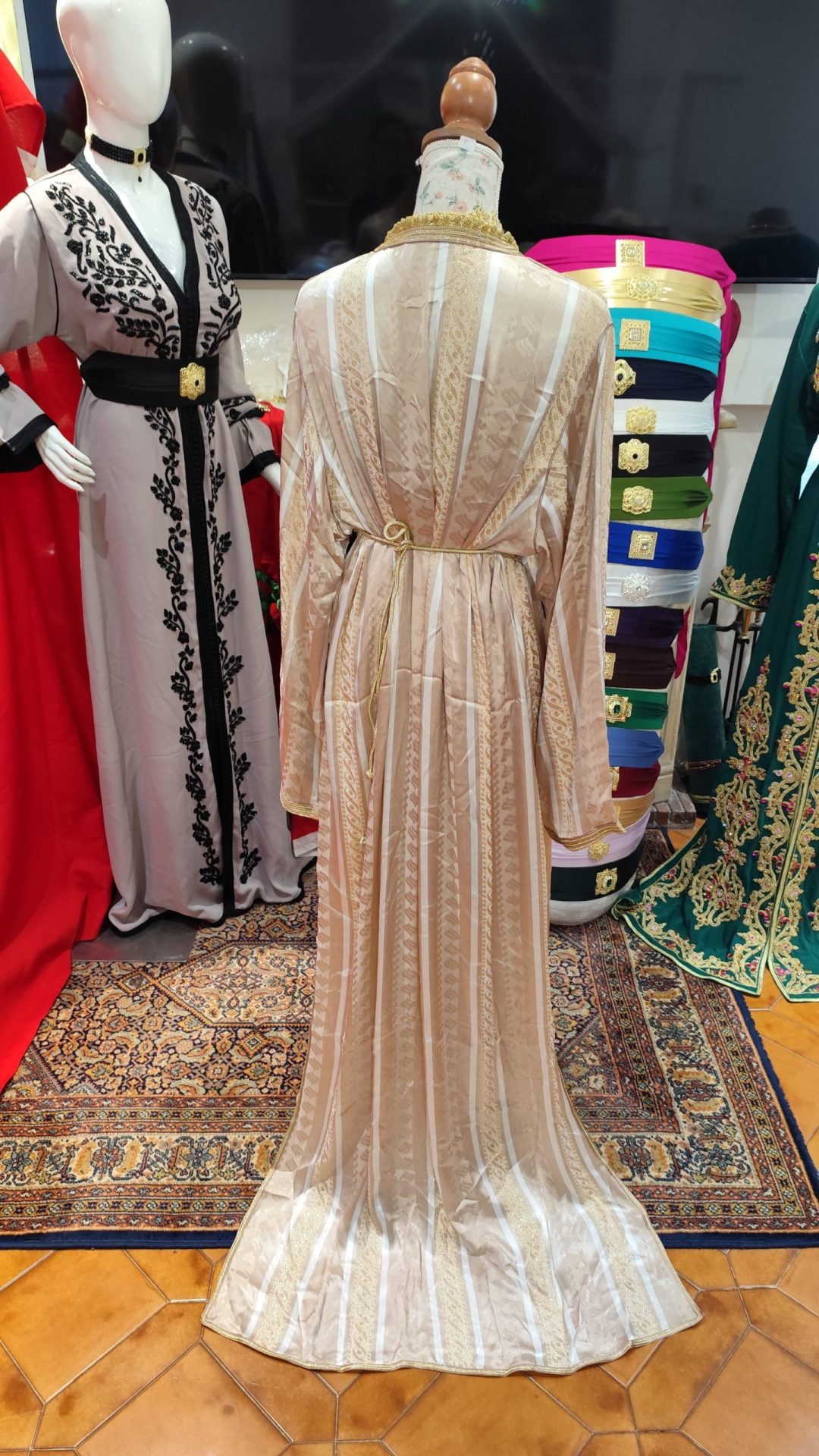 caftan marocain neuf avec ceinture – Image 3