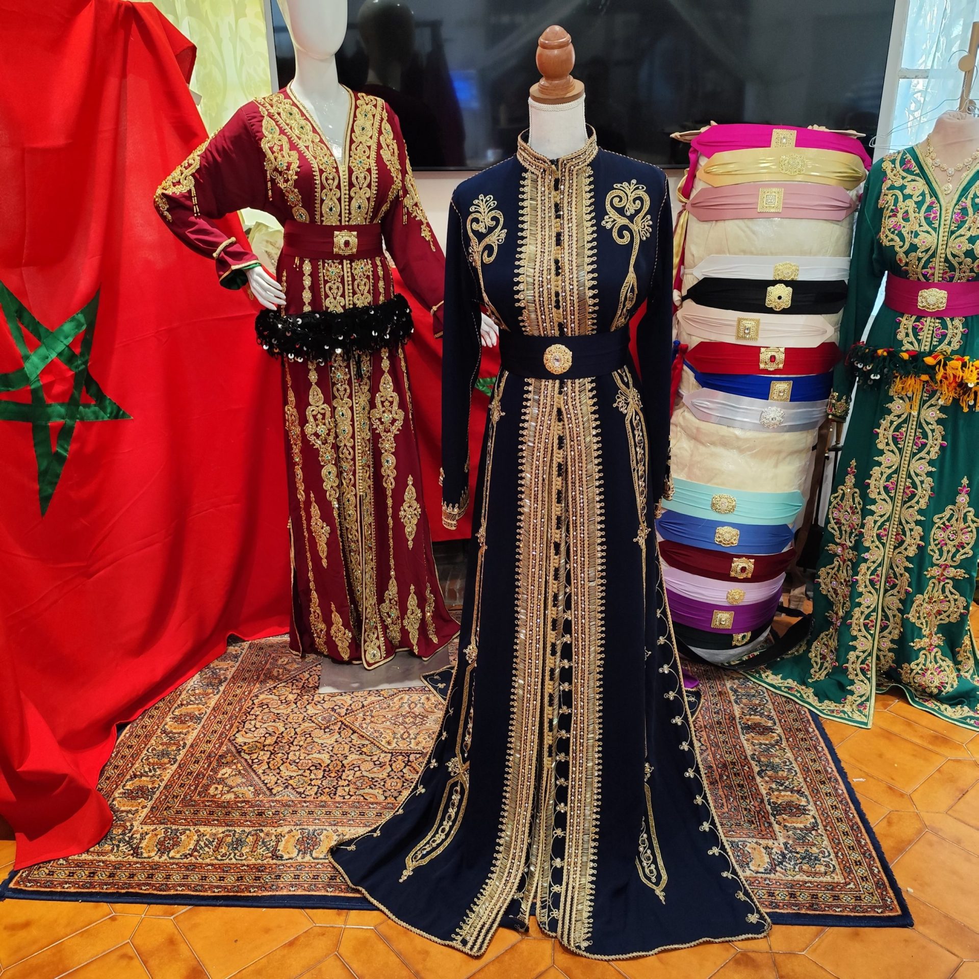 caftan marocain quasi neuf