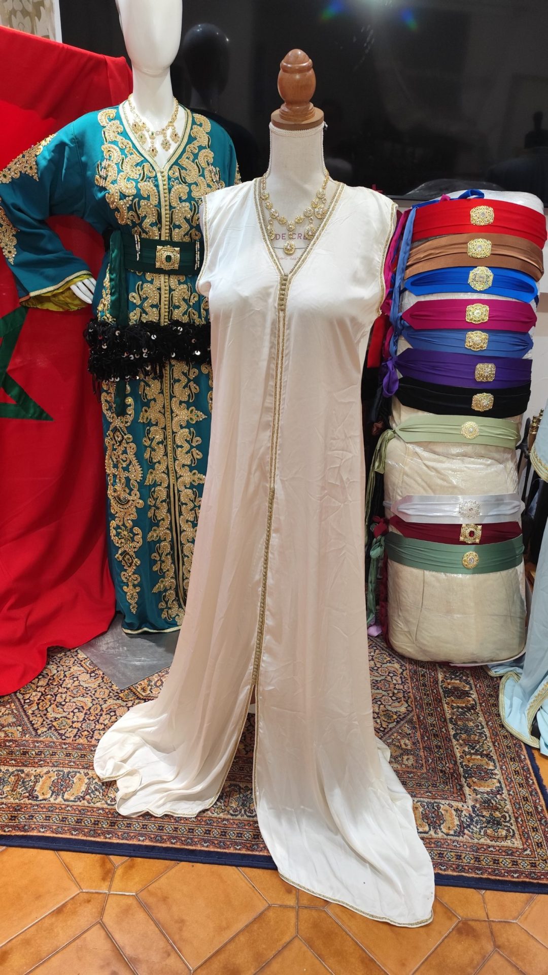 caftan marocain d occasion – Image 3