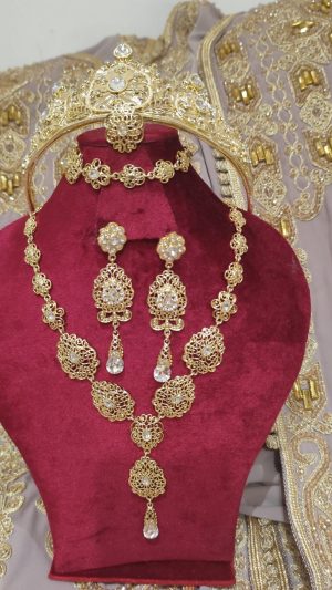 parure de bijoux neuve