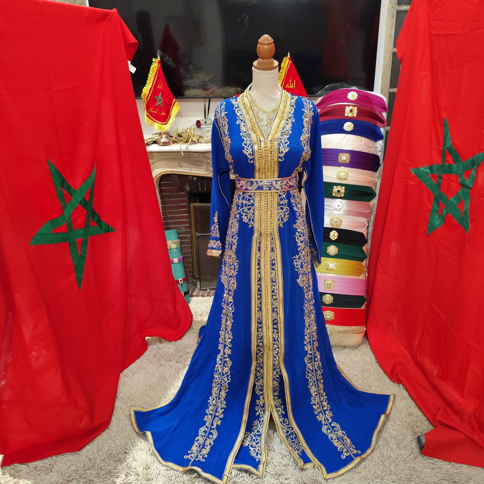 caftan marocain neuf avec ceinture