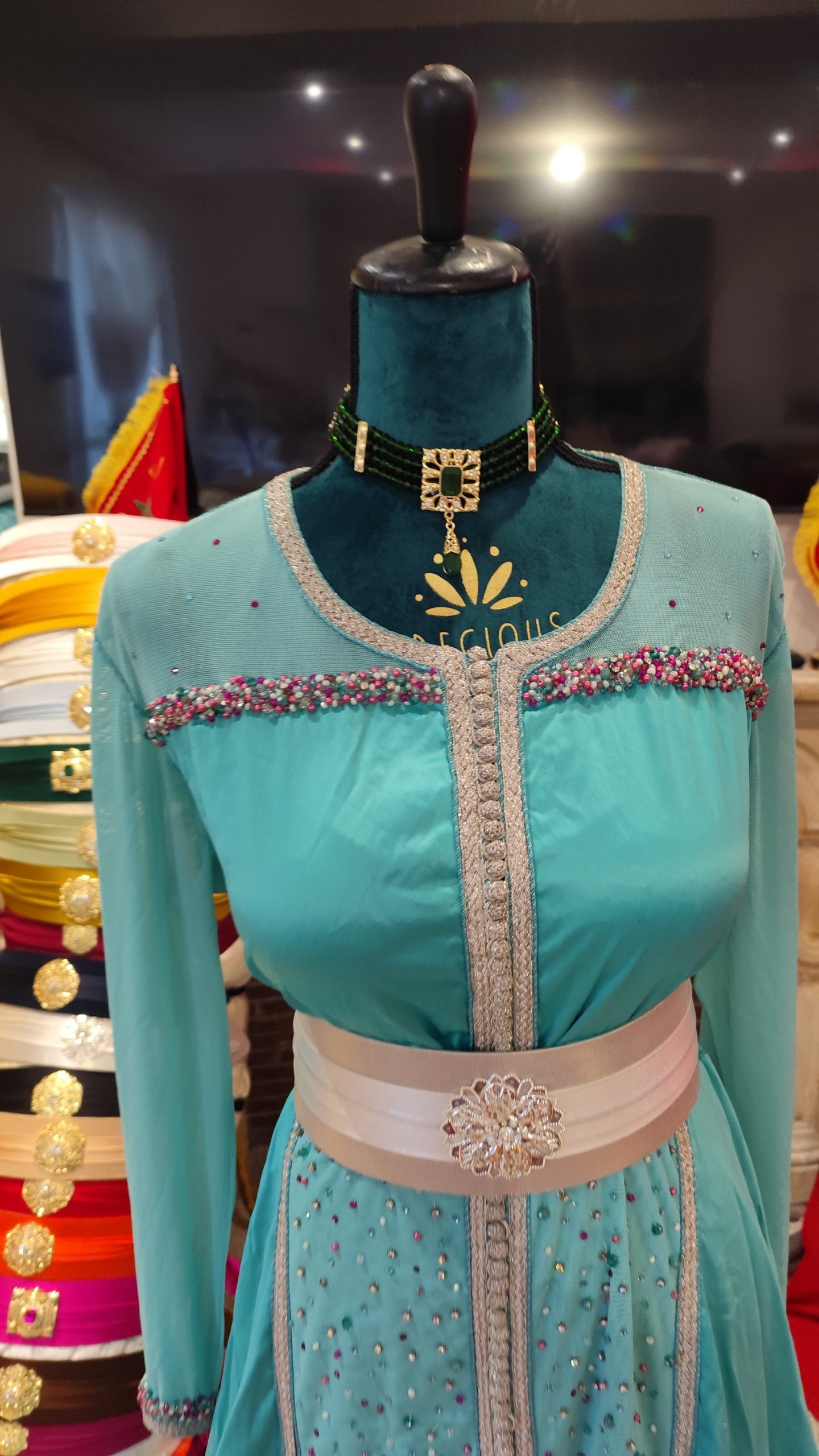caftan marocain d occasion porté une fois – Image 9