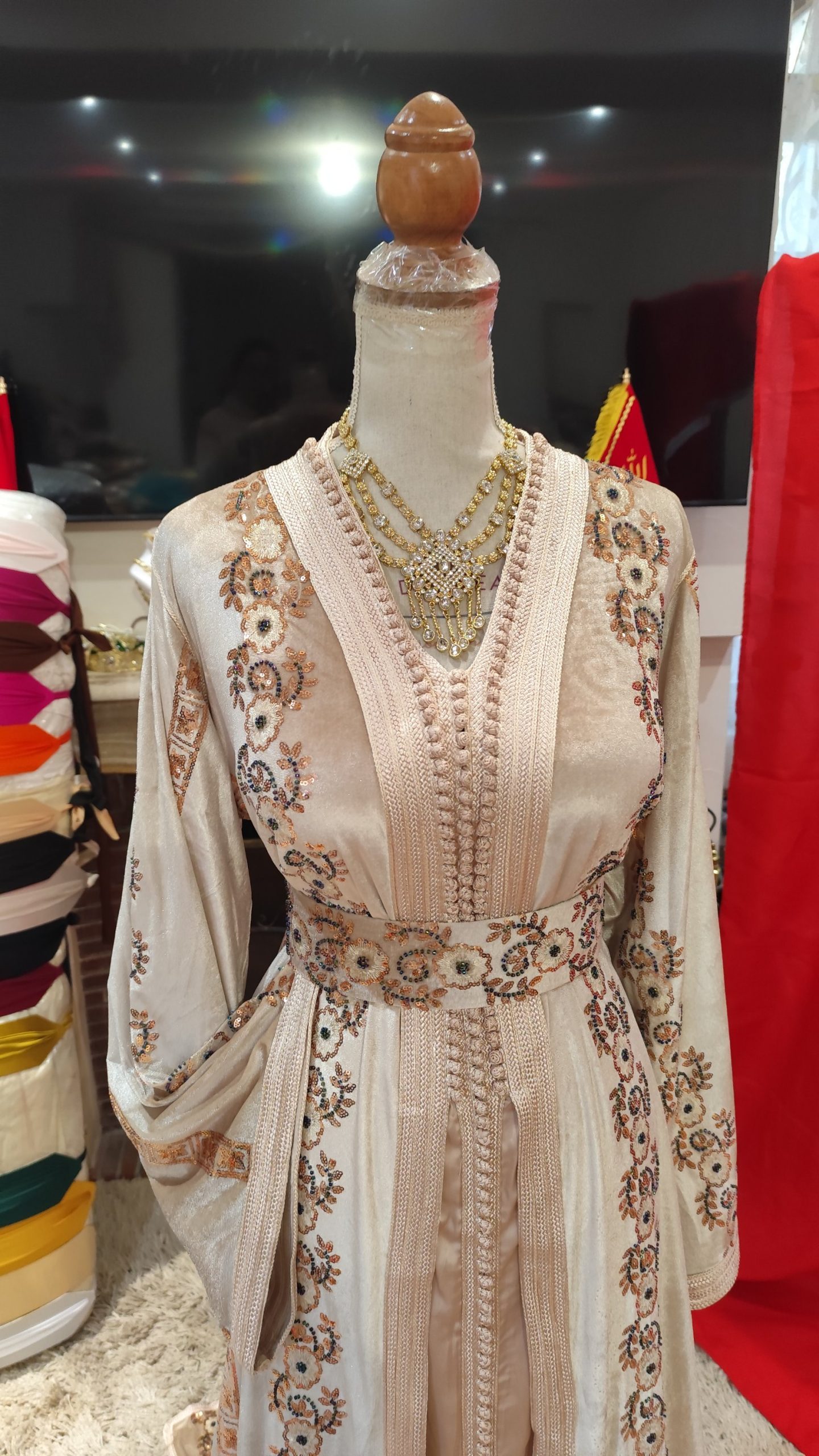 caftan marocain neuf avec ceinture – Image 4