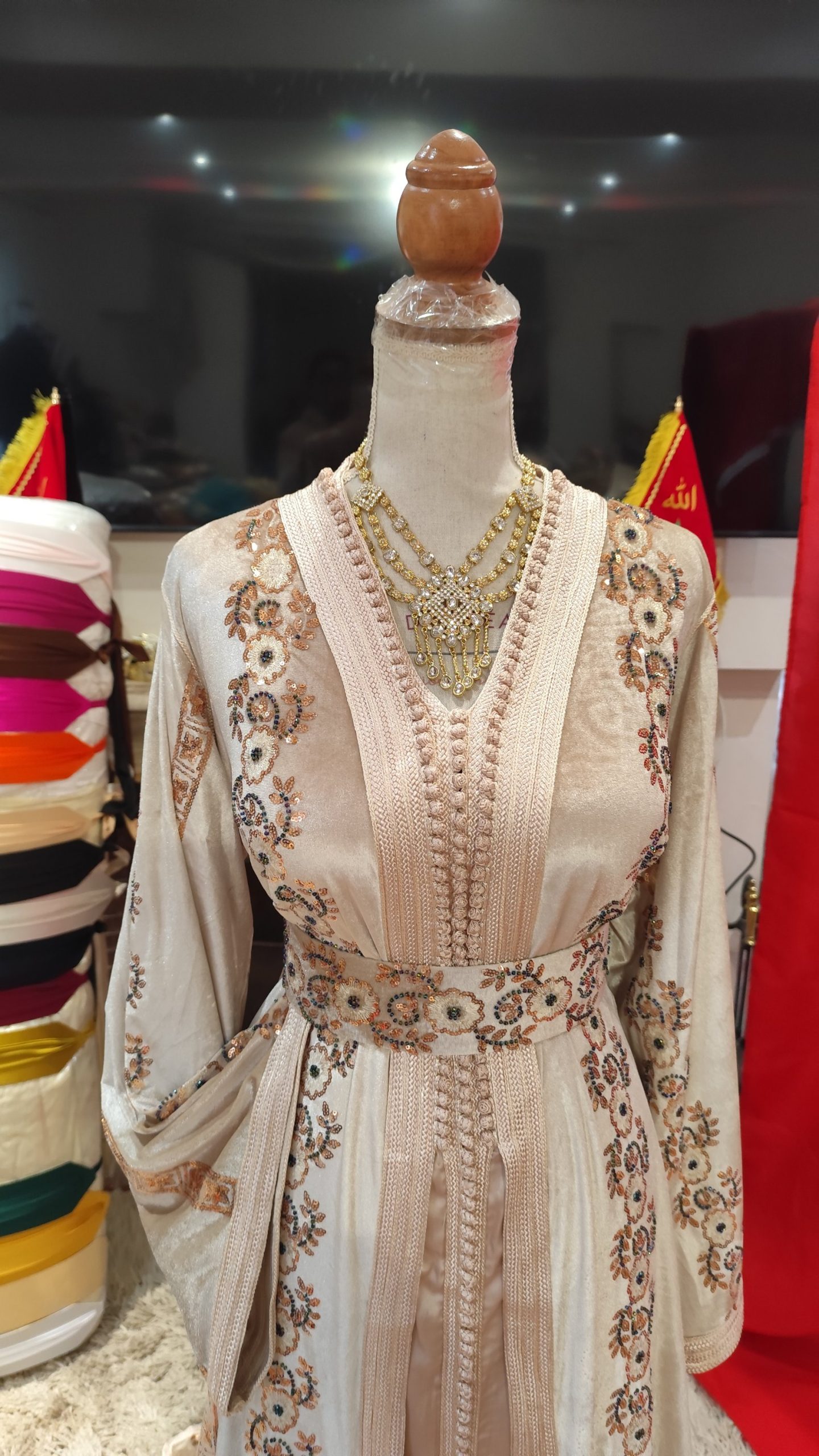 caftan marocain neuf avec ceinture – Image 2