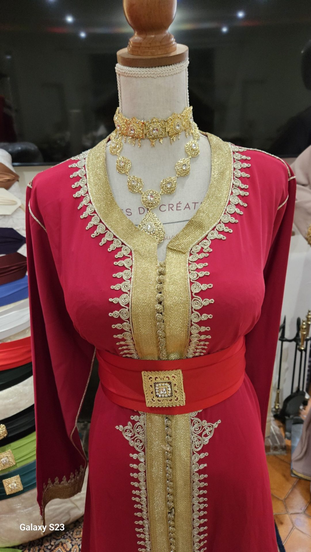 caftan marocain d'occasion – Image 2