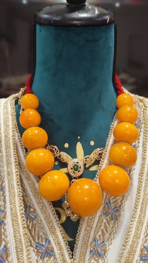 collier loubanne