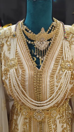 collier long neuf