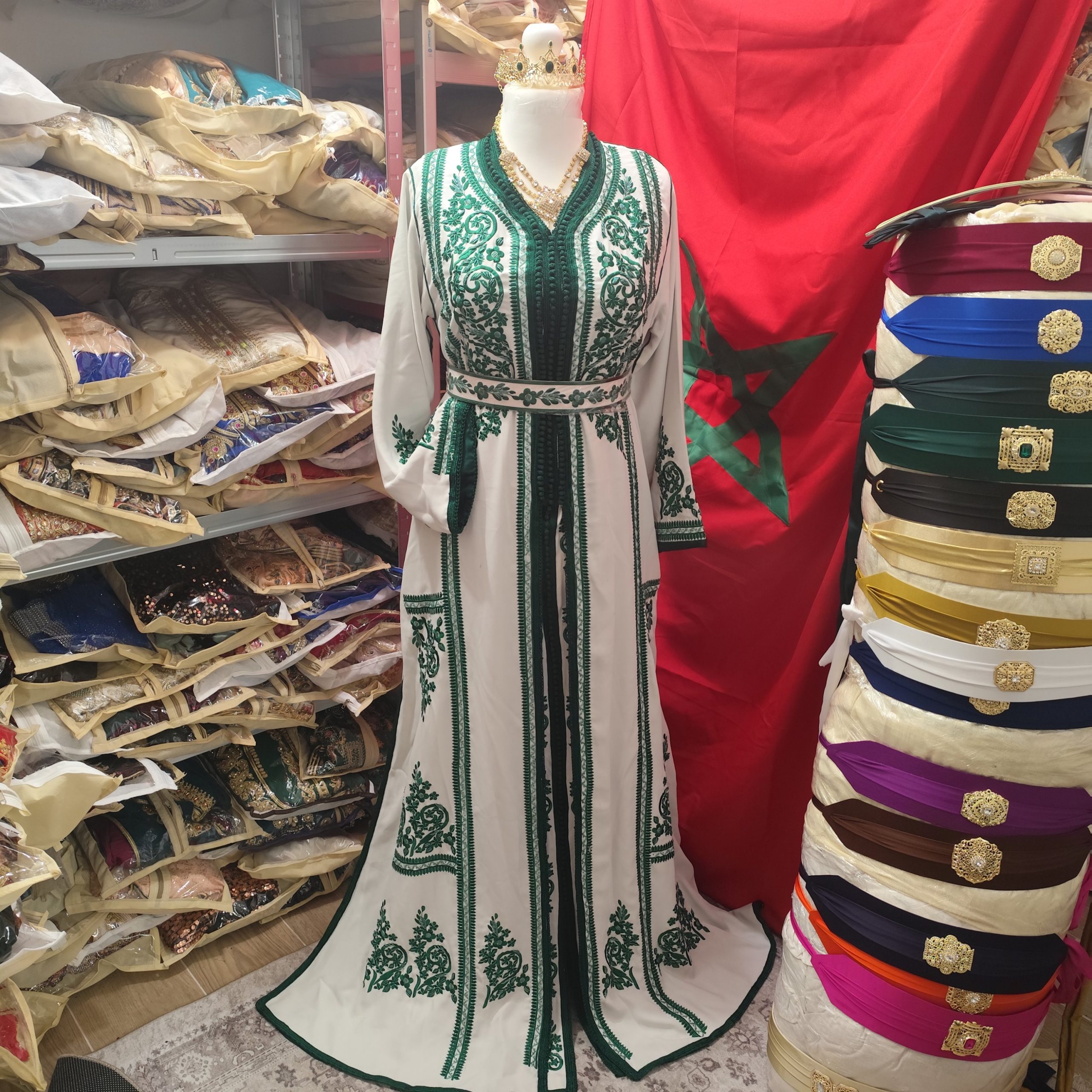 caftan marocain neuf doublé avec ceinture