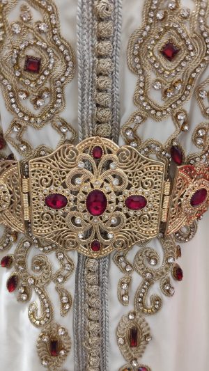 Ceinture traditionnelle marocaine neuve – Ajustable & inox doré