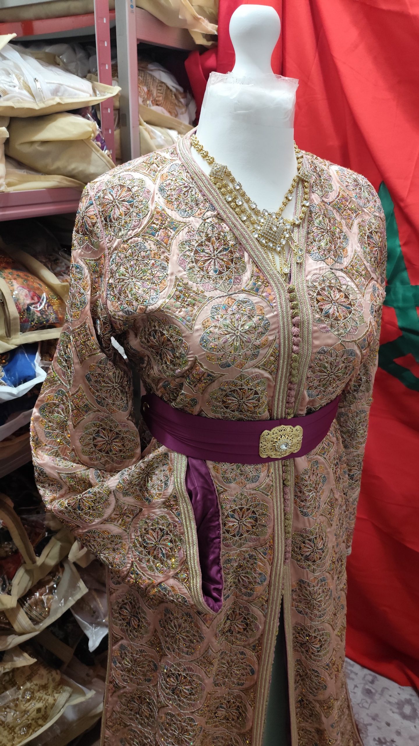 caftan marocain d occasion doublé – Image 4
