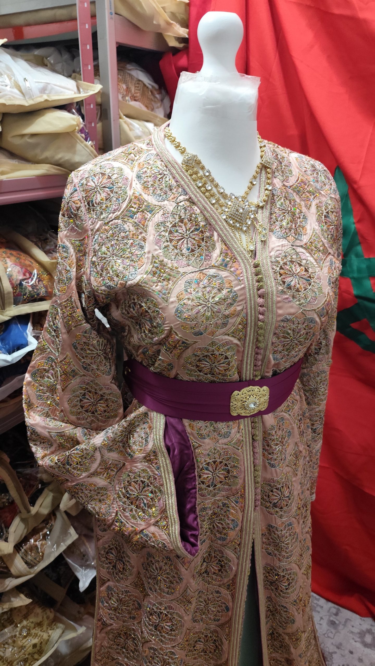 caftan marocain d occasion doublé – Image 11