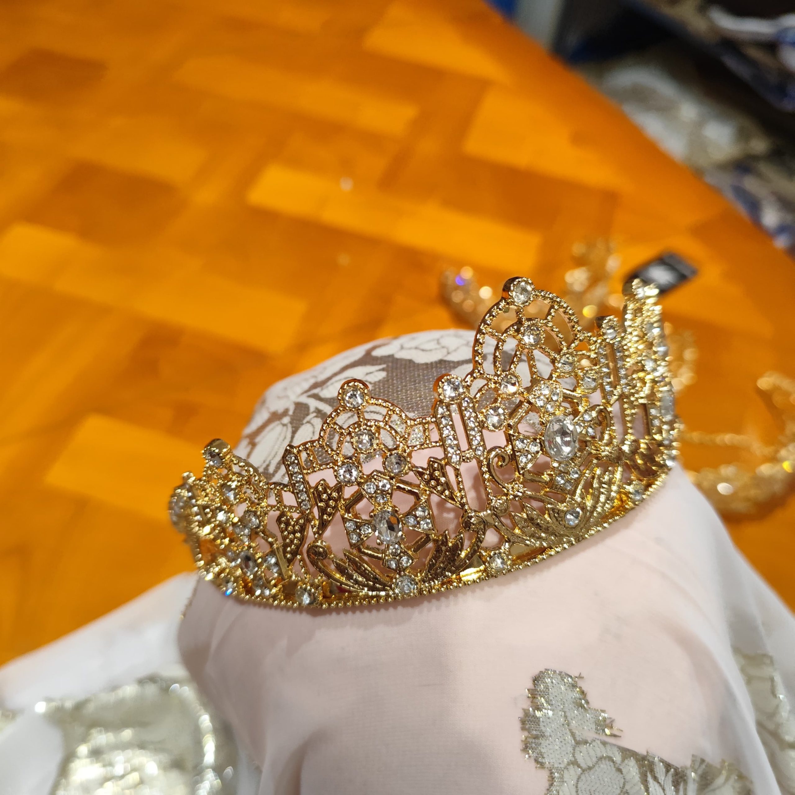 ✨ Taaj marocain doré – Couronne traditionnelle pour caftan & cérémonies – Image 6