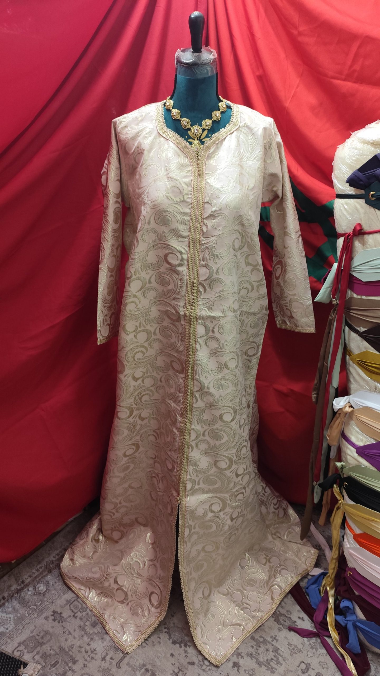 caftan marocain neuf avec ceinture – Image 2