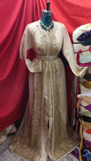caftan marocain neuf avec ceinture