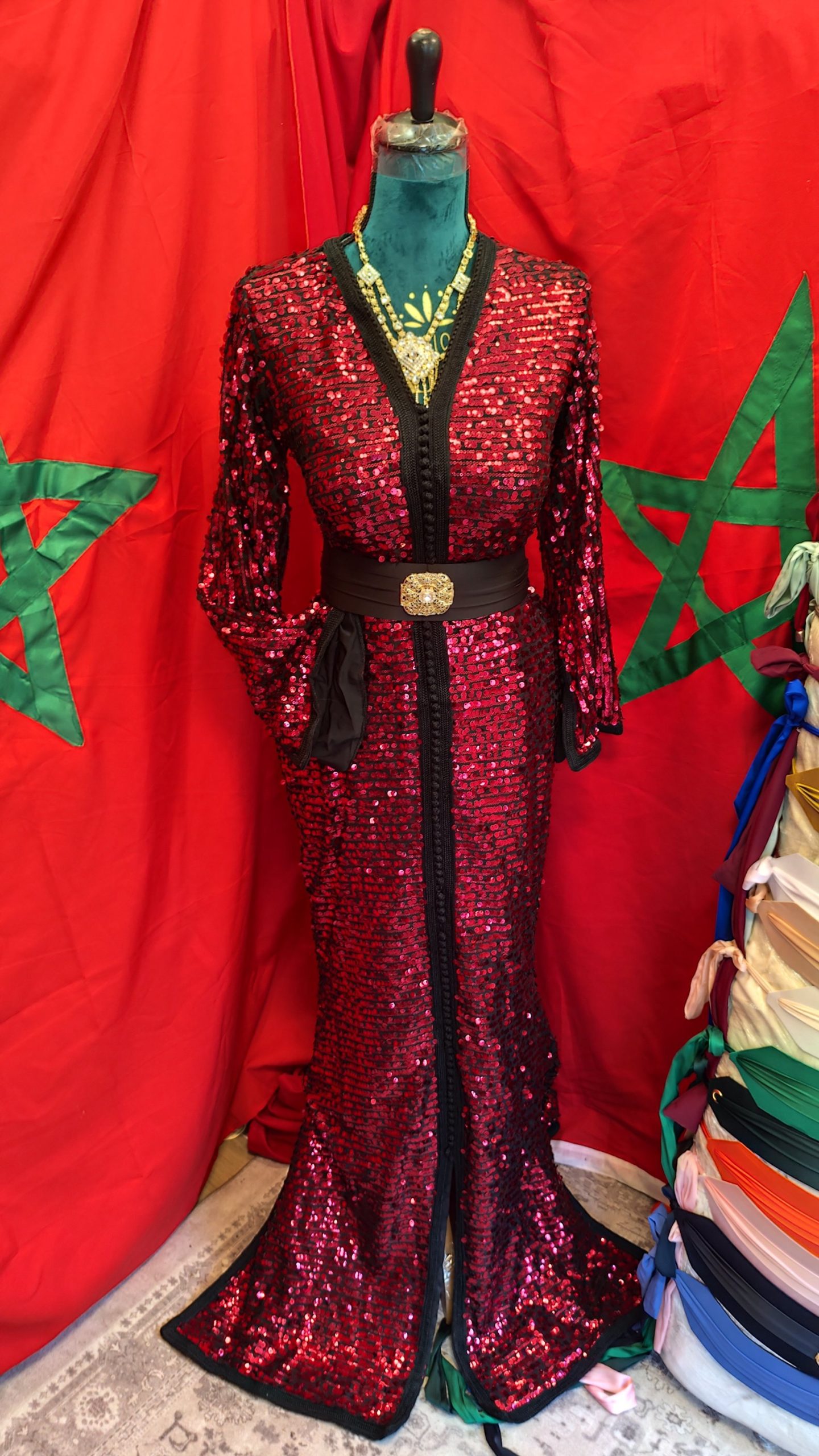 caftan marocain d occasion sirène taille S – Image 4