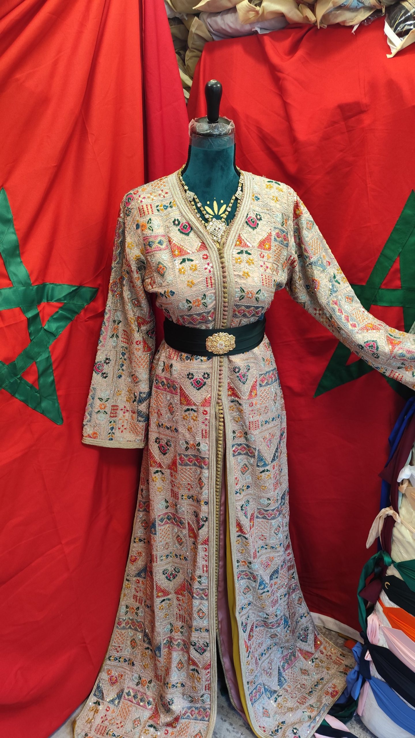 caftan marocain sari d occasion doublé – Image 3