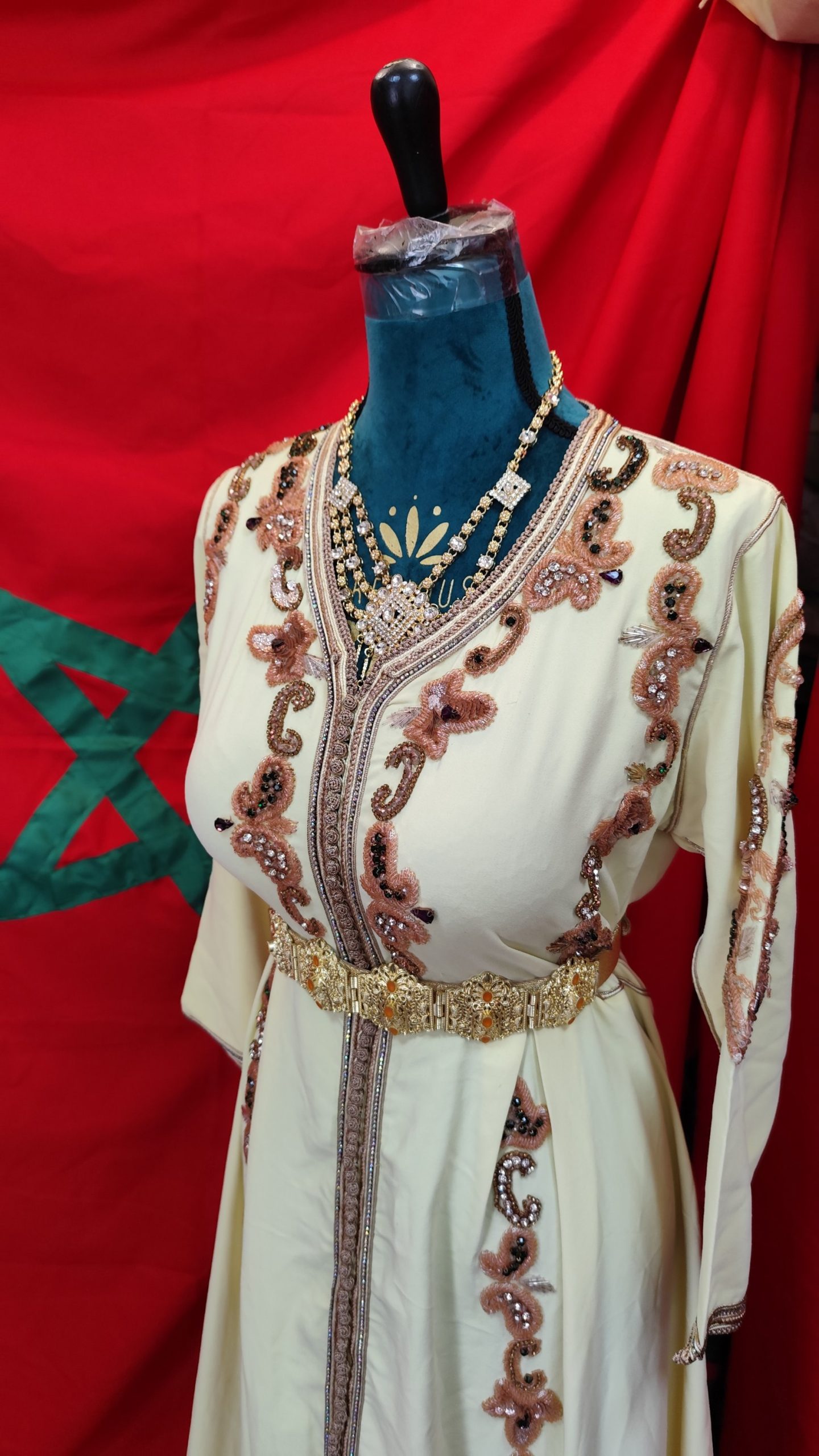caftan marocain d occasion – Image 4
