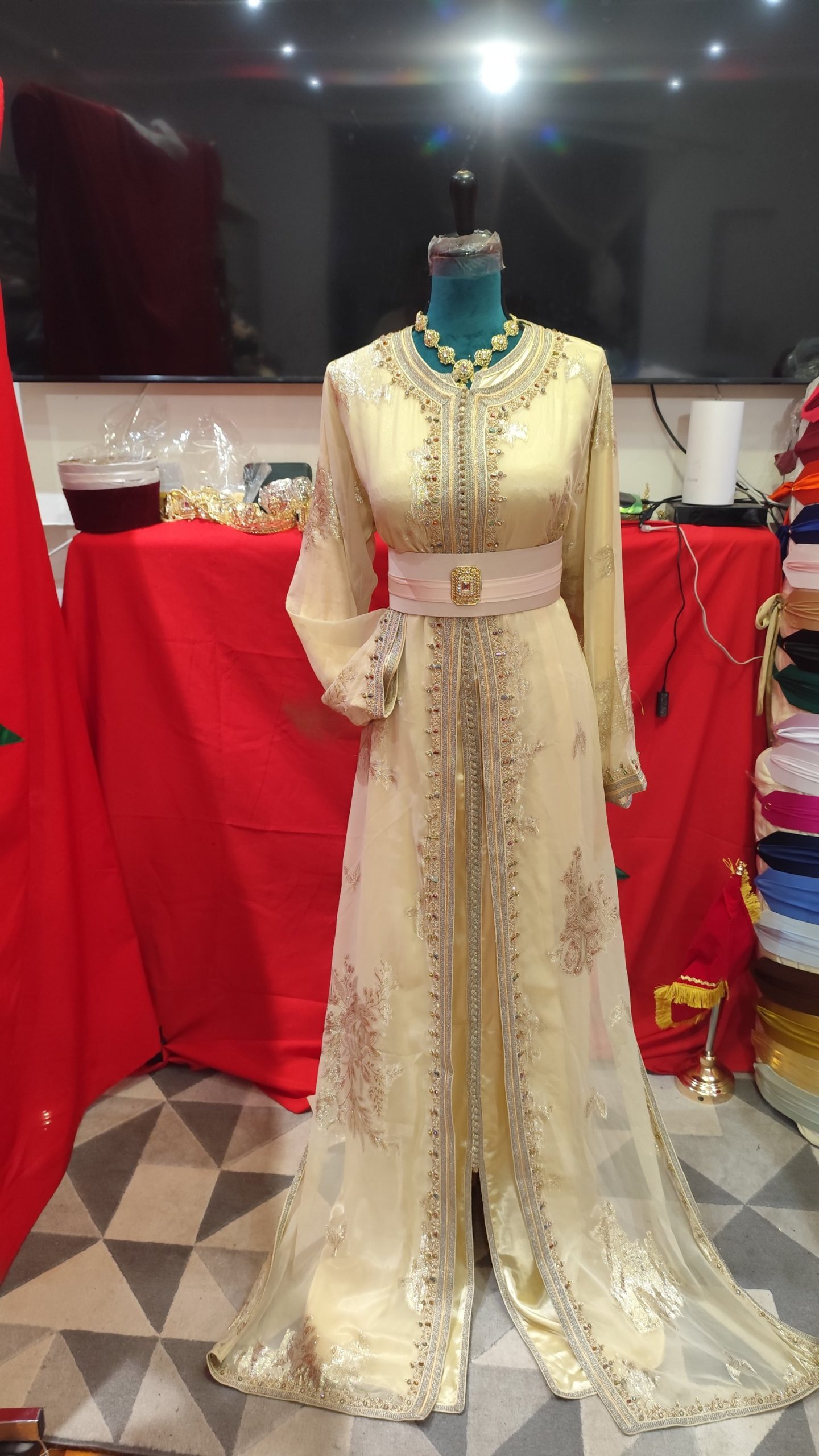 caftan marocain d occasion – Image 3