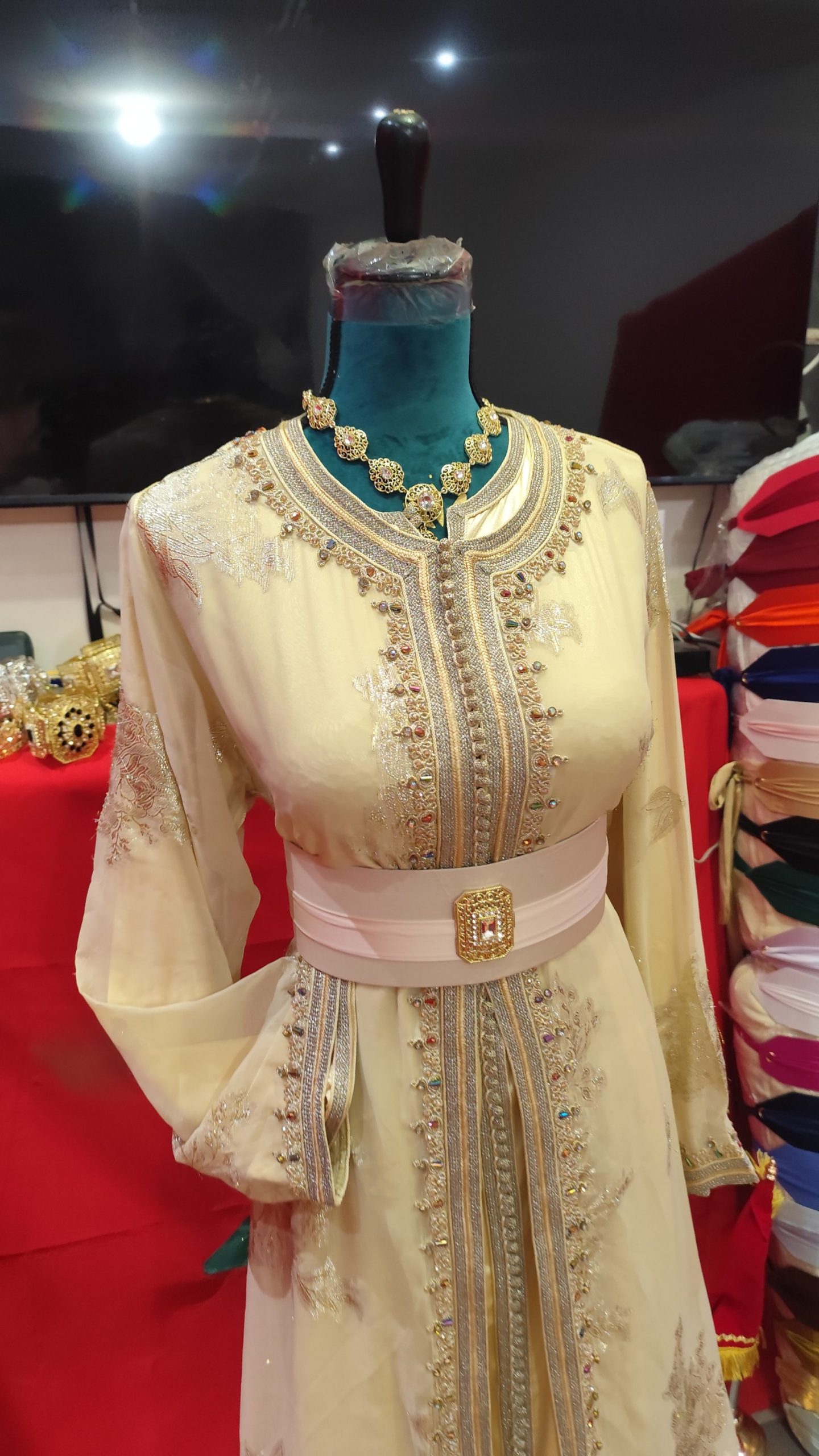 caftan marocain d occasion – Image 8