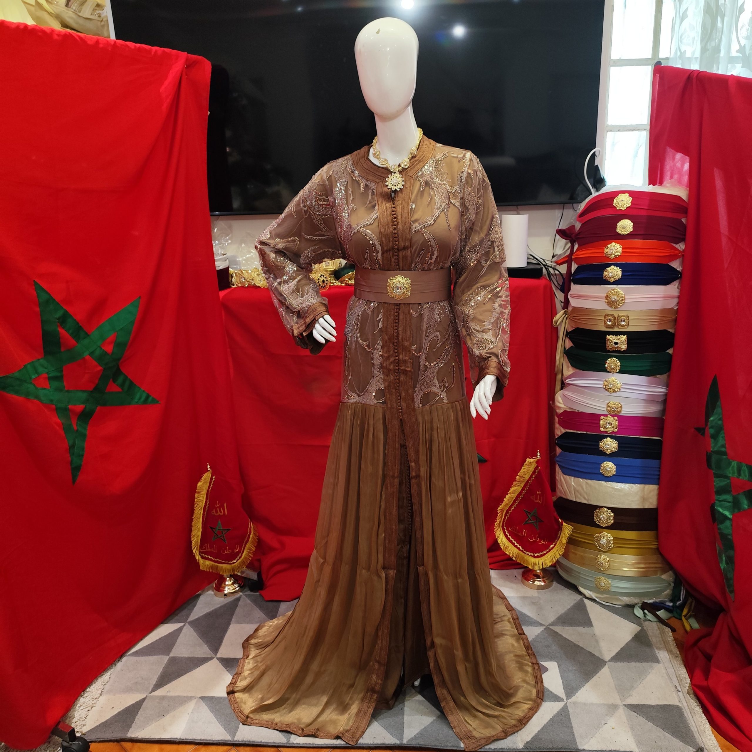 caftan marocain neuf avec ceinture
