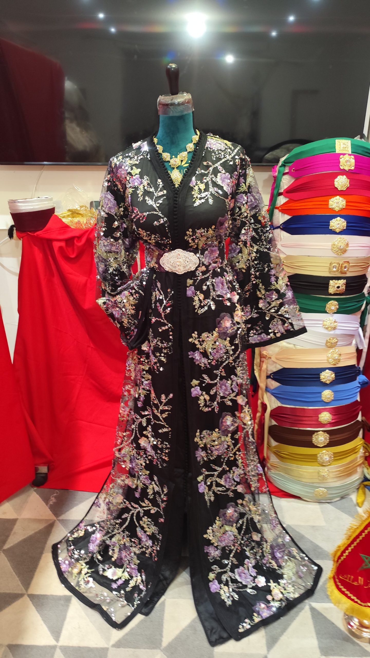 caftan marocain neuf avec ceinture
grande taille – Image 12