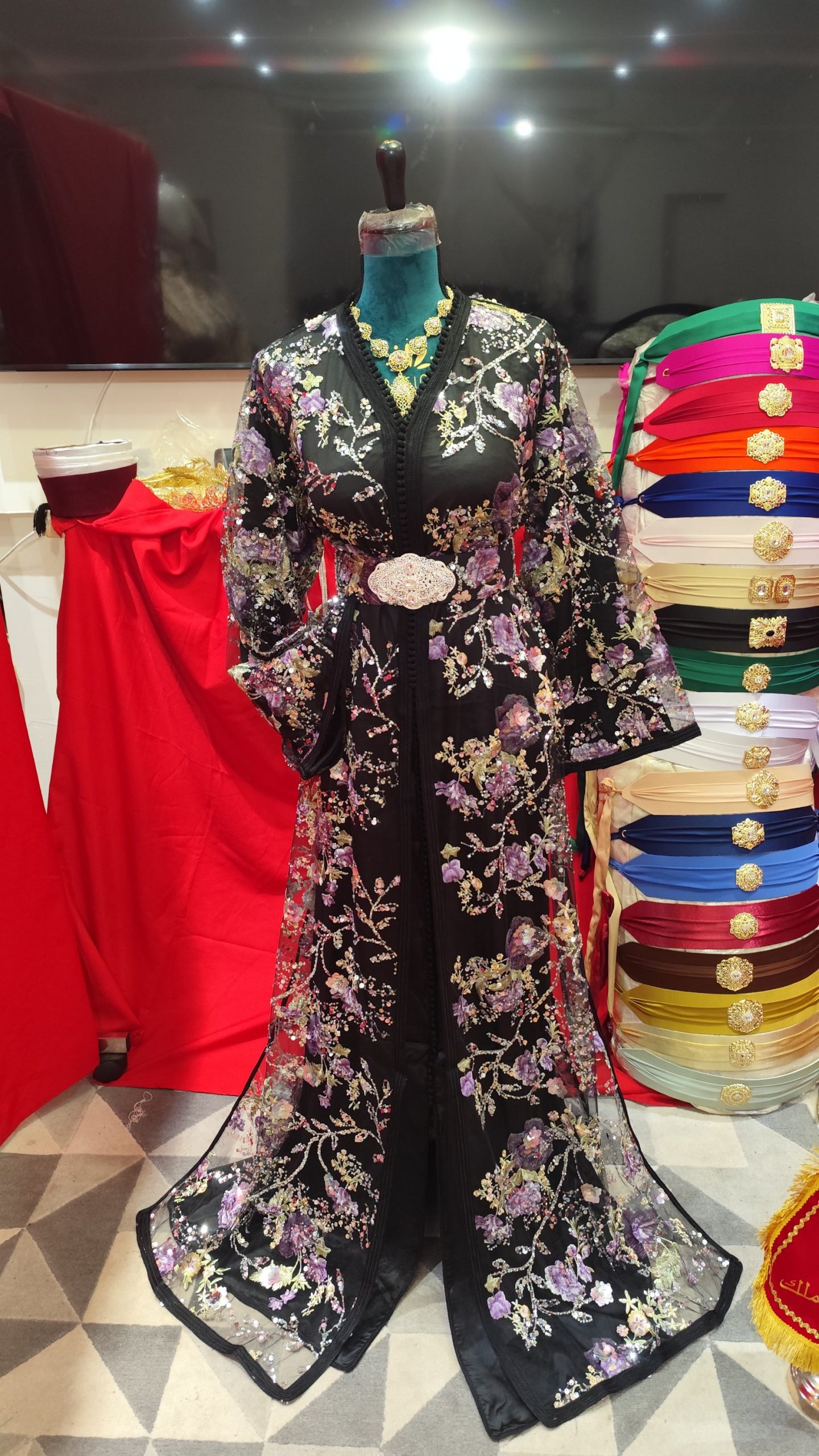 caftan marocain neuf avec ceinture
grande taille – Image 11