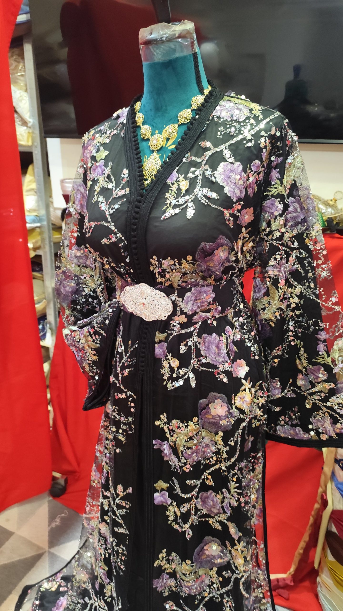 caftan marocain neuf avec ceinture
grande taille – Image 7