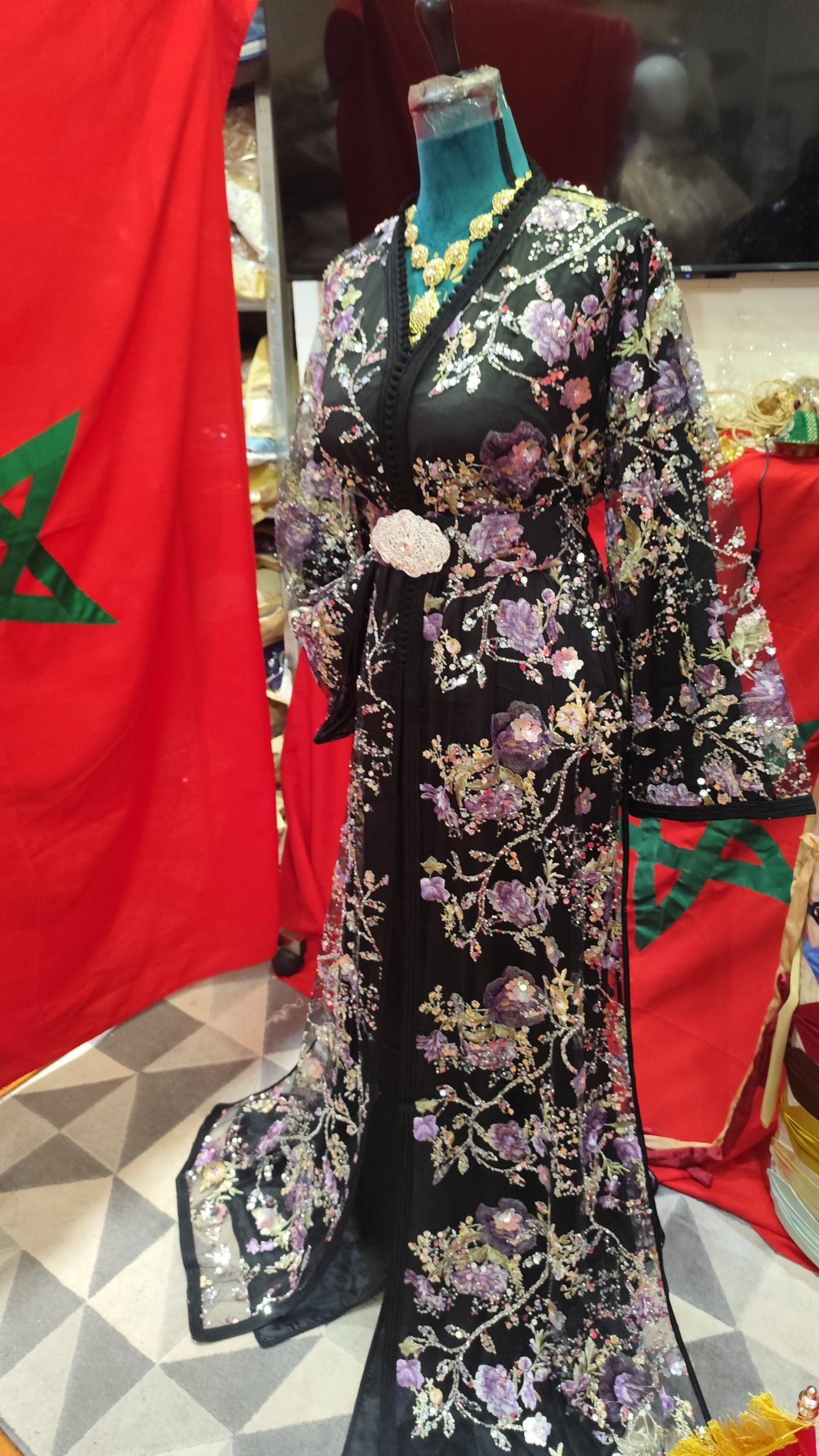 caftan marocain neuf avec ceinture
grande taille – Image 5