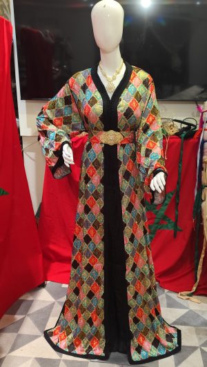 caftan marocain neuf avec ceinture grande taille