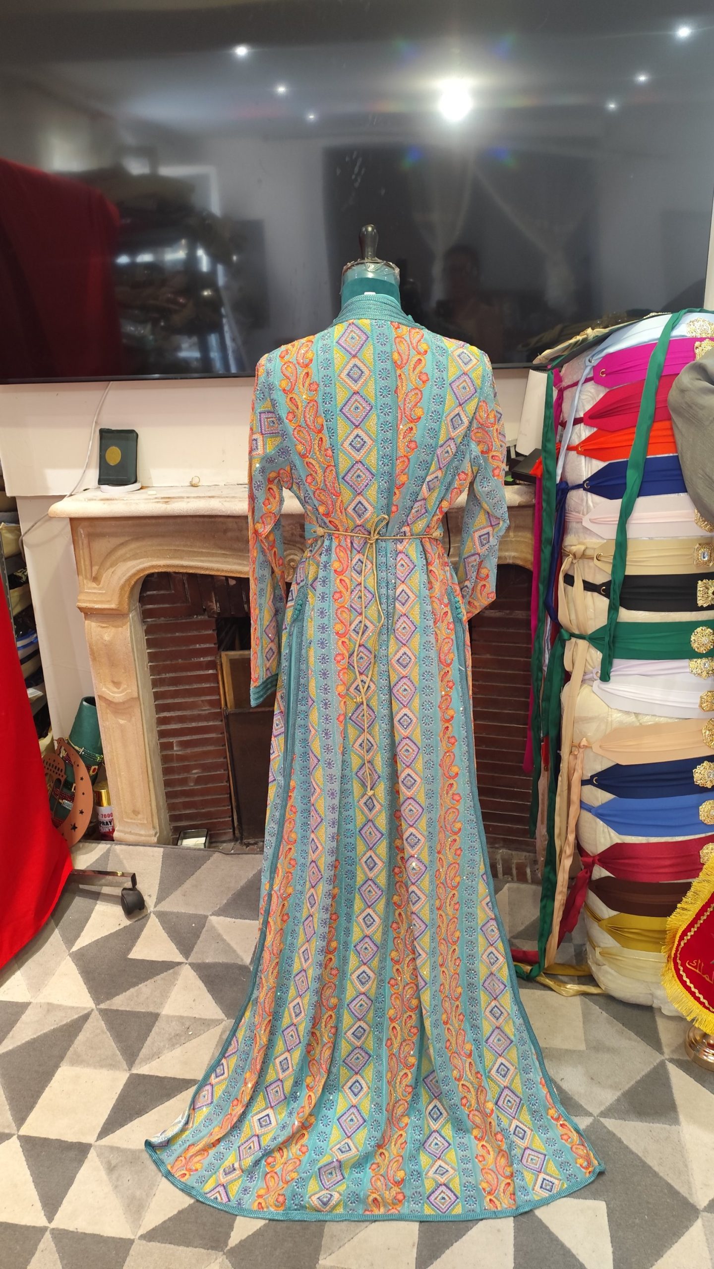 caftan marocain neuf avec ceinture – Image 2
